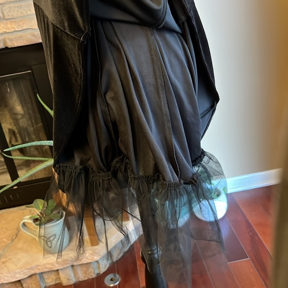 Betsy & Adam By Linda Bernell‎ Black velvet fit & flare party/formal dress. NWT! - Picture 13 of 13
